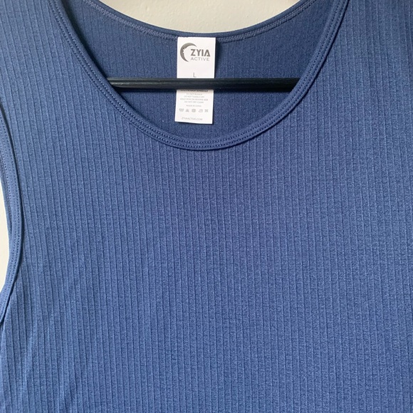 Zyia Active Ribbed Tank Top - Picture 6 of 6